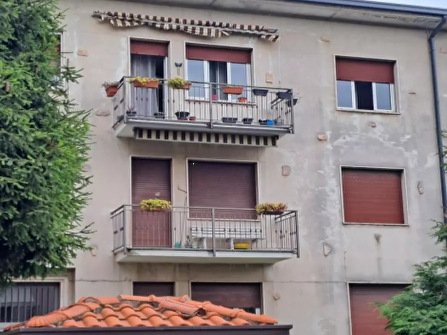 Immagine 3 di Appartamento in vendita  in Via Luigi Cadorna a Turate