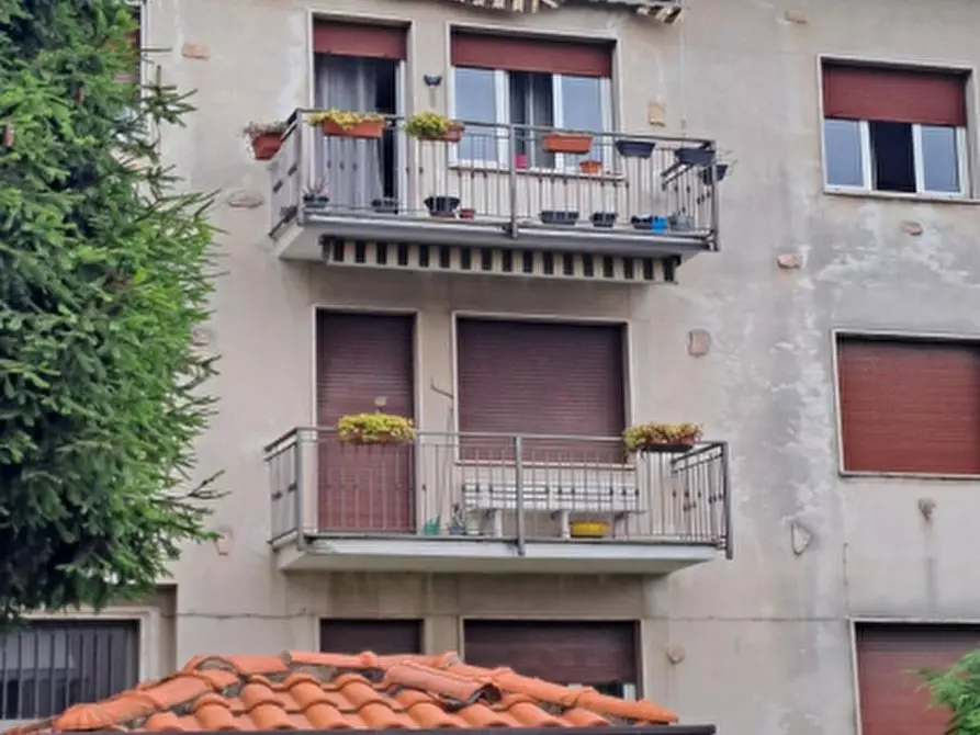 Immagine 6 di Appartamento in vendita  in Via Luigi Cadorna a Turate