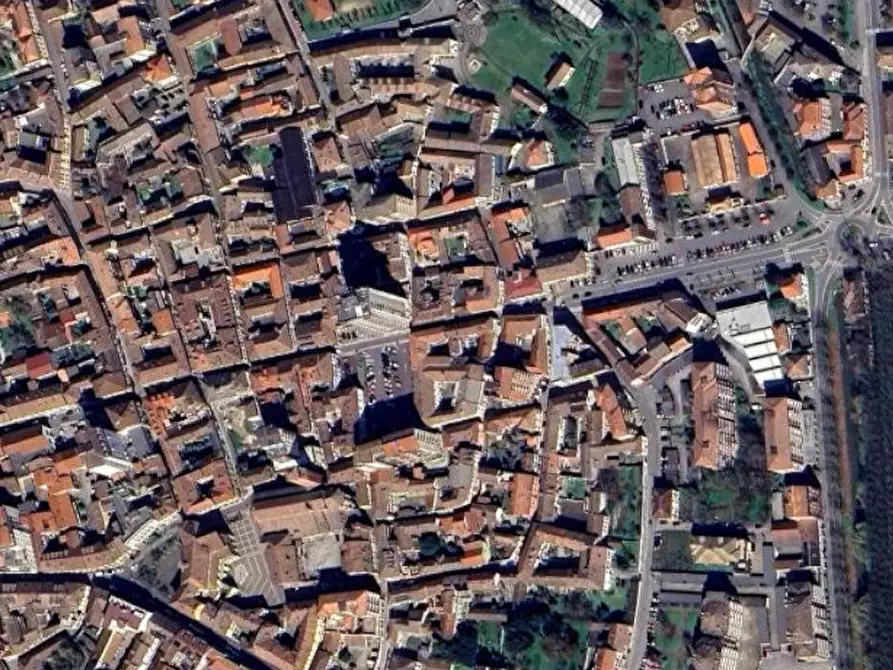 Immagine 1 di Negozio in vendita  in Piazza Silvabella a Mortara