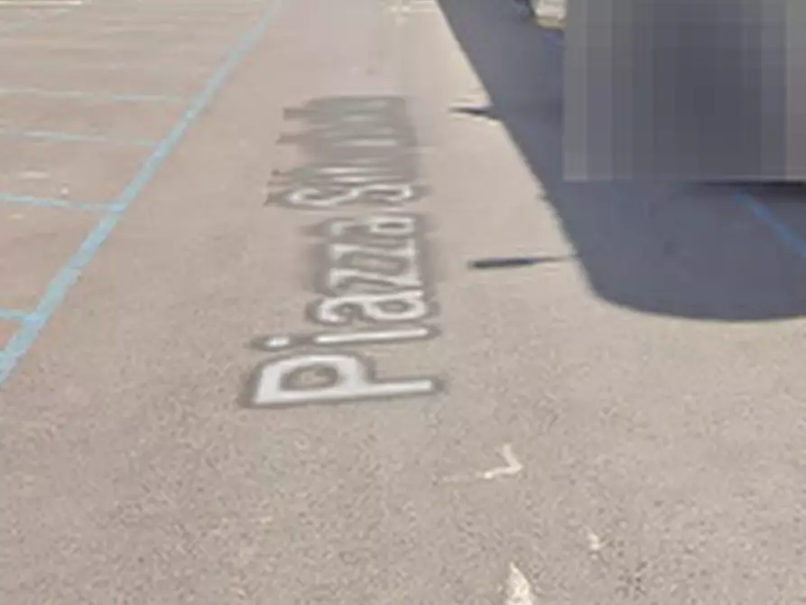 Immagine 4 di Negozio in vendita  in Piazza Silvabella a Mortara
