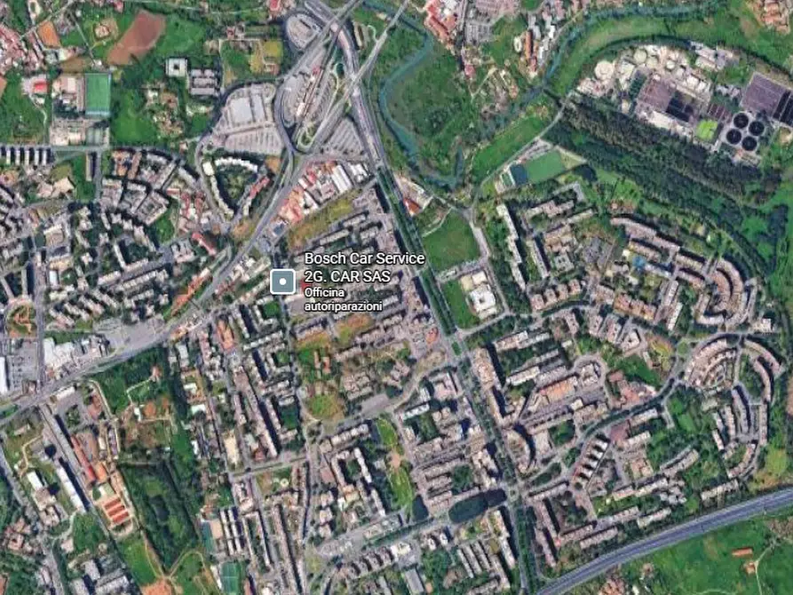 Immagine 2 di Garage in vendita  in Via di Grotta di Gregna a Roma