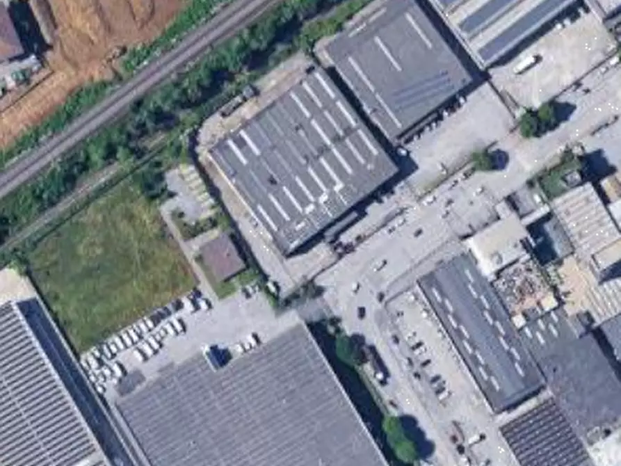Immagine 3 di Negozio in vendita  in Viale della Scienza a Vicenza