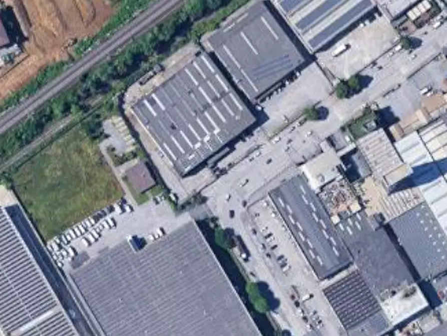 Immagine 5 di Negozio in vendita  in Viale della Scienza a Vicenza