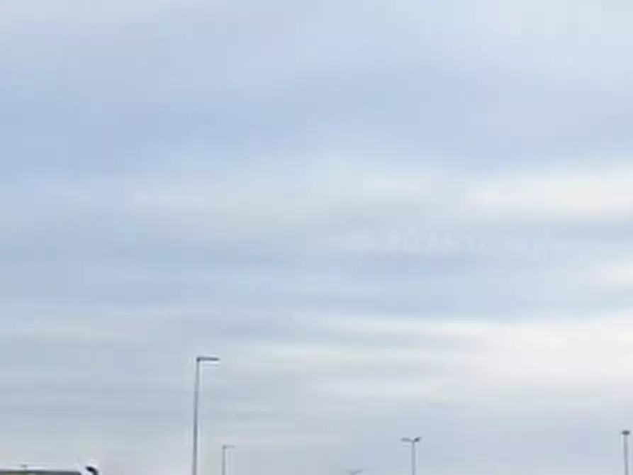 Immagine 7 di Negozio in vendita  in Viale della Scienza a Vicenza