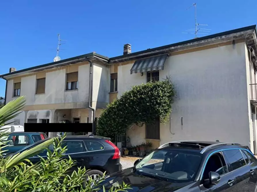 Immagine 3 di Laboratorio in vendita  in Via Milano a Olgiate Comasco