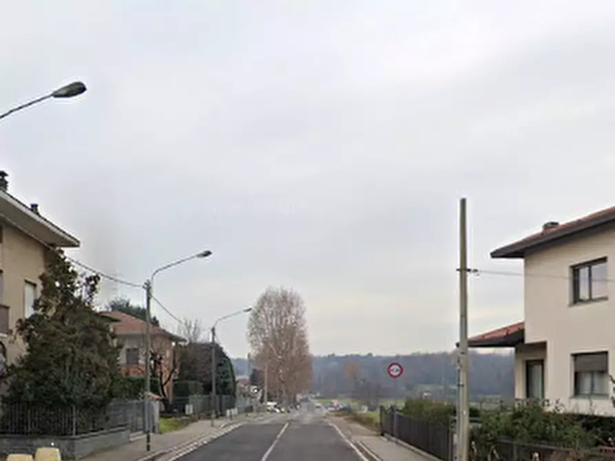 Immagine 11 di Laboratorio in vendita  in Via Milano a Olgiate Comasco