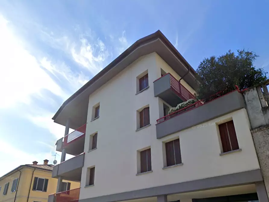 Immagine 7 di Appartamento in vendita  in Corso XXV Aprile a Erba