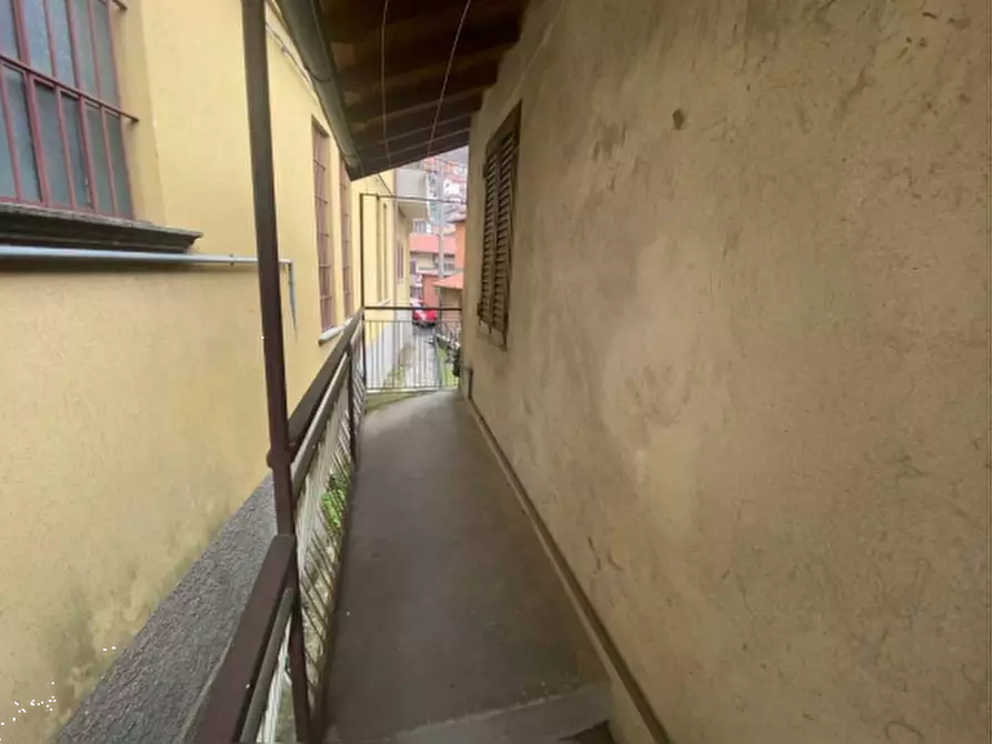 Immagine 4 di Appartamento in vendita  in Via Torre a Torre De' Busi