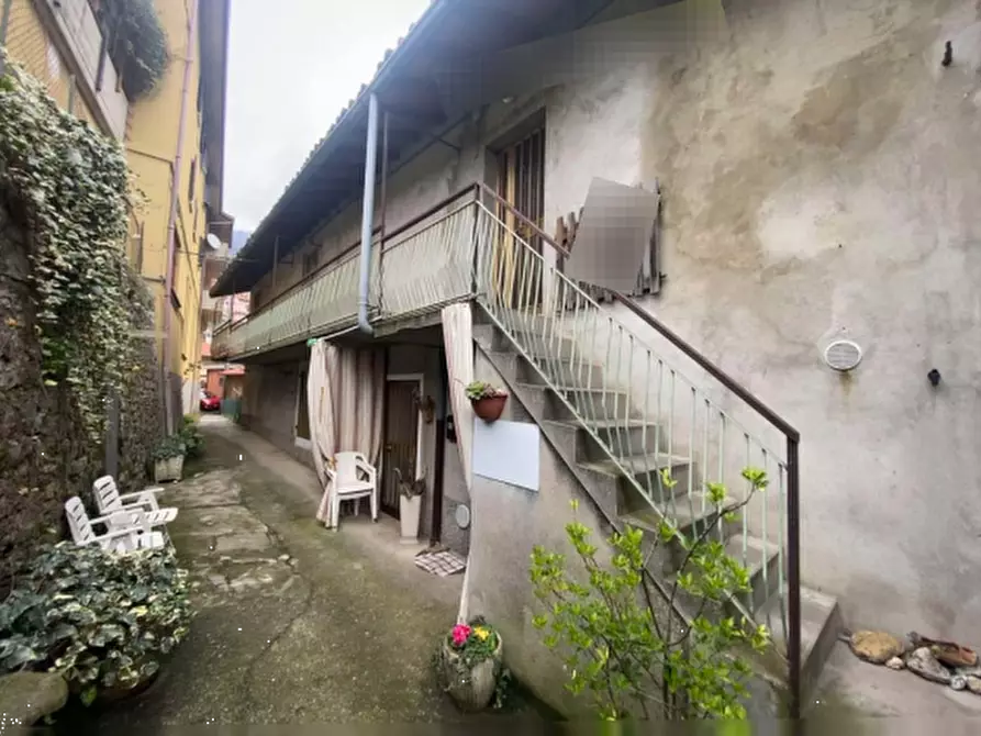 Immagine 5 di Appartamento in vendita  in Via Torre a Torre De' Busi