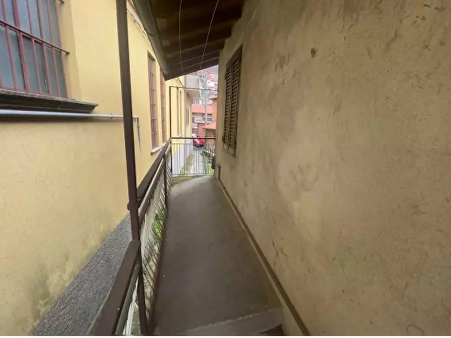 Immagine 7 di Appartamento in vendita  in Via Torre a Torre De' Busi
