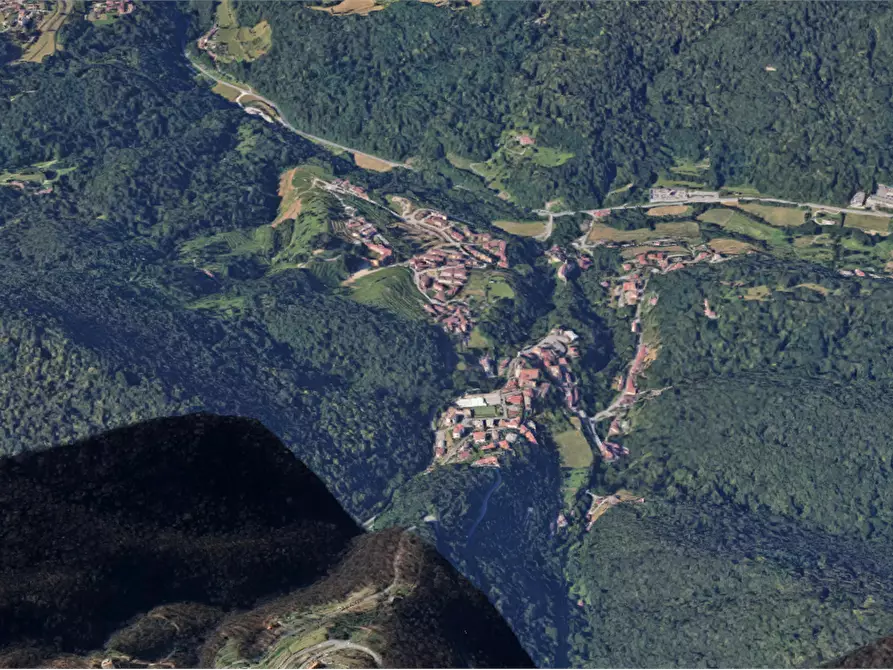 Immagine 14 di Appartamento in vendita  in Via Torre a Torre De' Busi