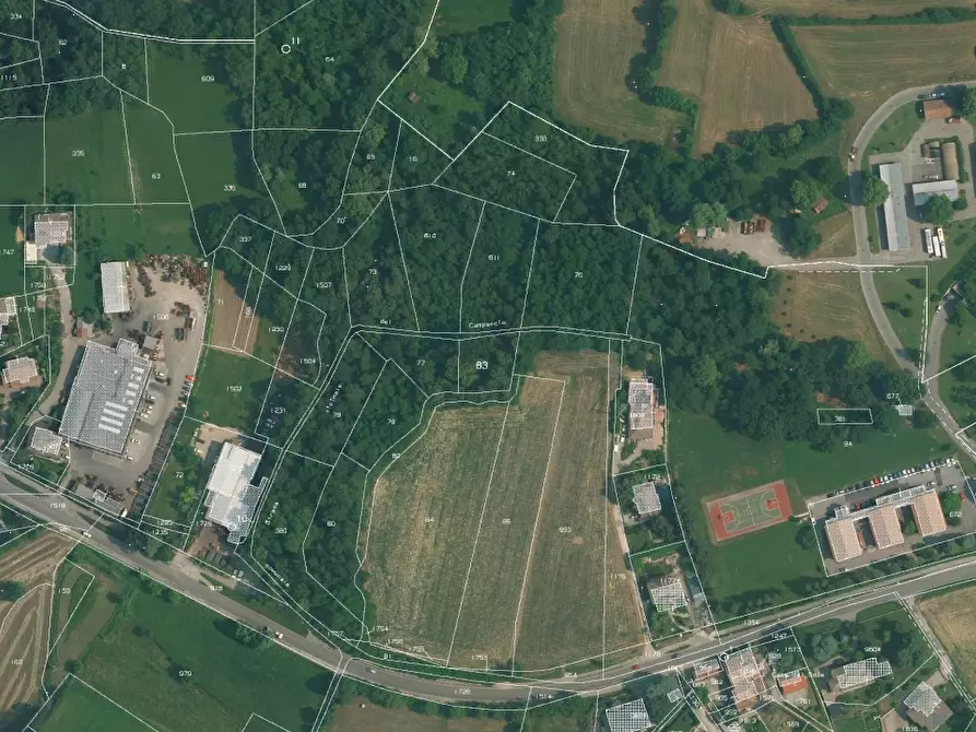 Immagine 1 di Terreno agricolo in vendita  in località Rogeno a Rogeno