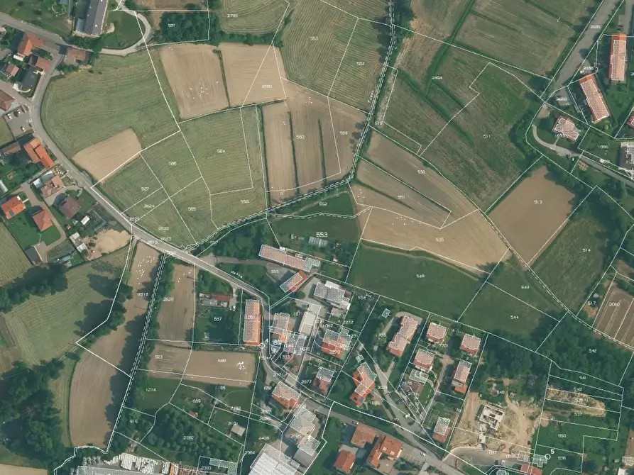 Immagine 4 di Terreno agricolo in vendita  in località Rogeno a Rogeno