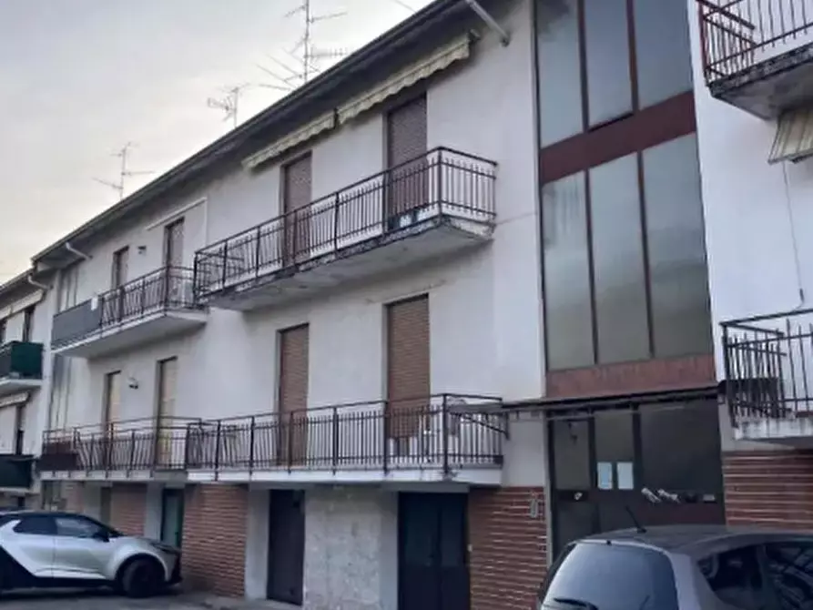 Immagine 1 di Appartamento in vendita  in Via Isola Borromeo a Malnate