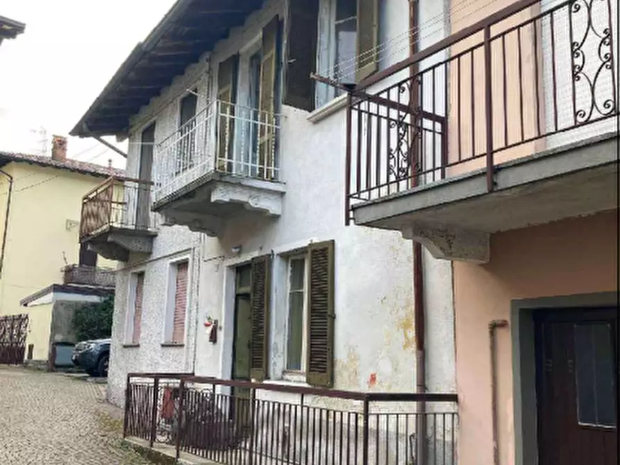 Immagine 4 di Appartamento in vendita  in Piazza Patrioti a Taino