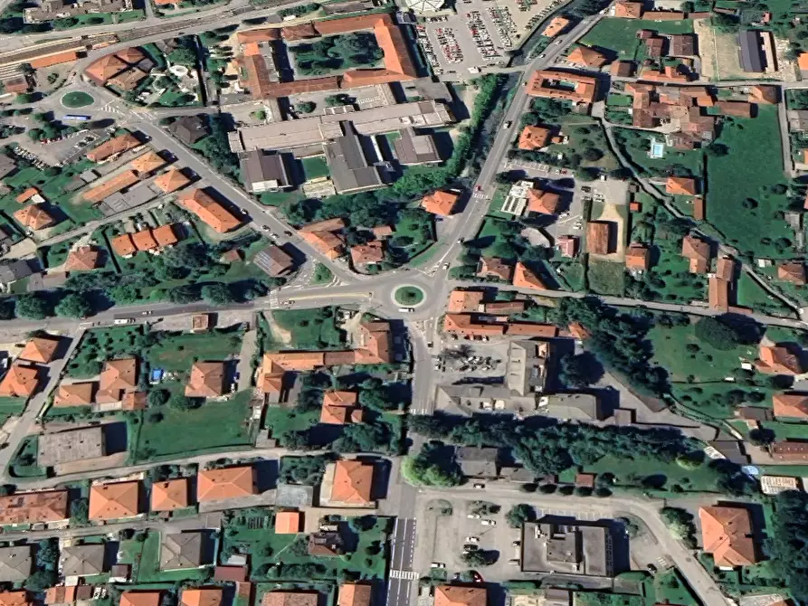 Immagine 9 di Appartamento in vendita  in Via Valcuvia a Cittiglio