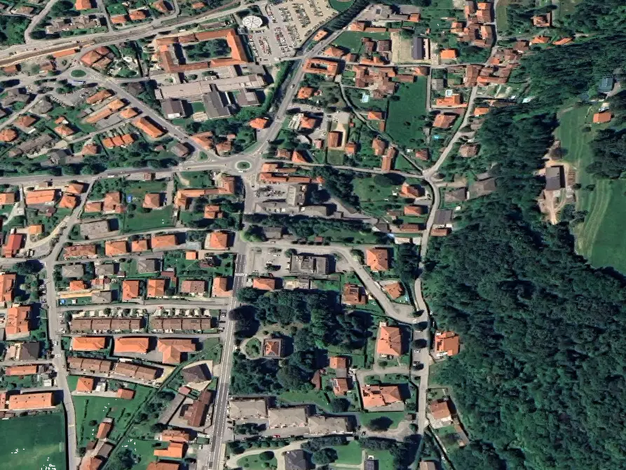 Immagine 10 di Appartamento in vendita  in Via Valcuvia a Cittiglio
