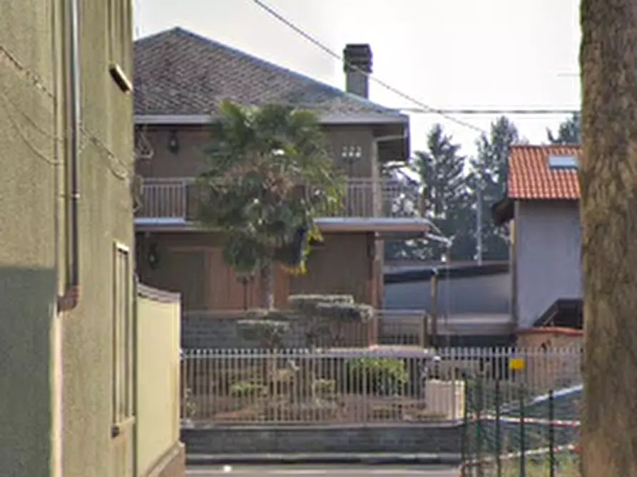 Immagine 3 di Appartamento in vendita  in Via Giorgetti a Gorla Maggiore