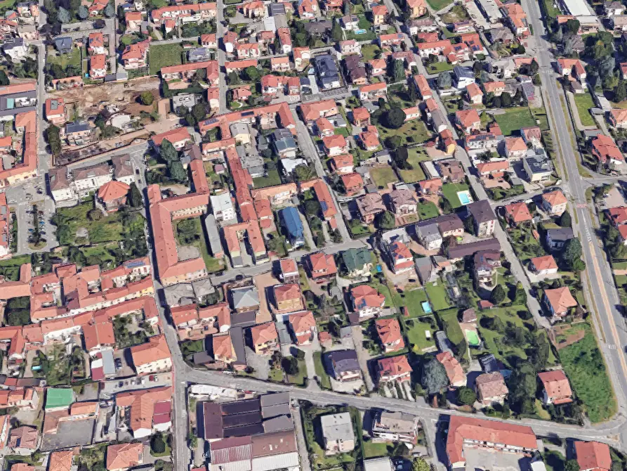 Immagine 5 di Appartamento in vendita  in Via Giorgetti a Gorla Maggiore