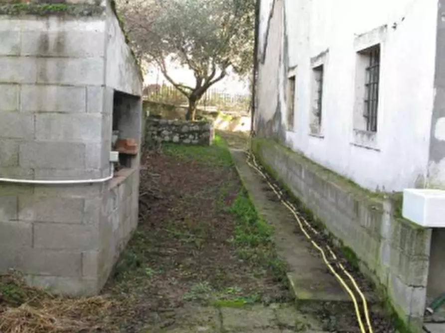 Immagine 4 di Porzione di casa in vendita  in Localita' Maria dei Pigni a Illasi