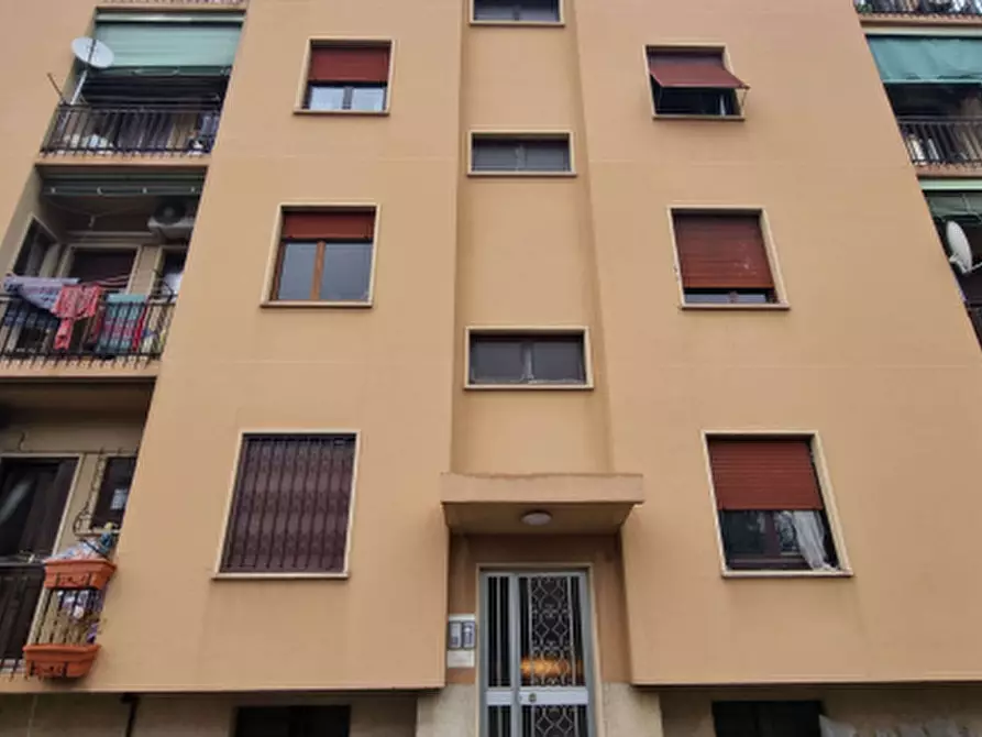 Immagine 1 di Appartamento in vendita  in Via Canova a Gallarate