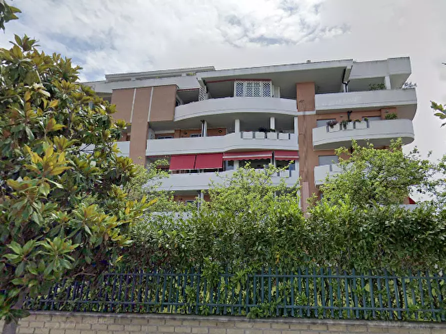 Immagine 2 di Appartamento in vendita  in Viale Gianluigi Bonelli a Roma