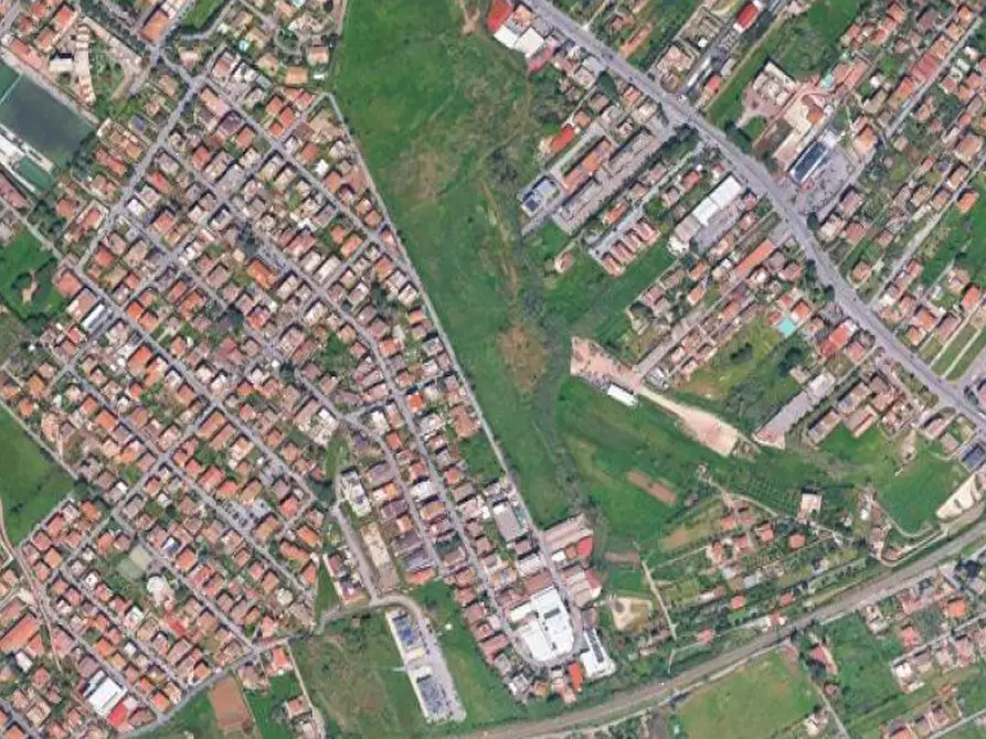 Immagine 2 di Appartamento in vendita  in Via Placanica a Roma