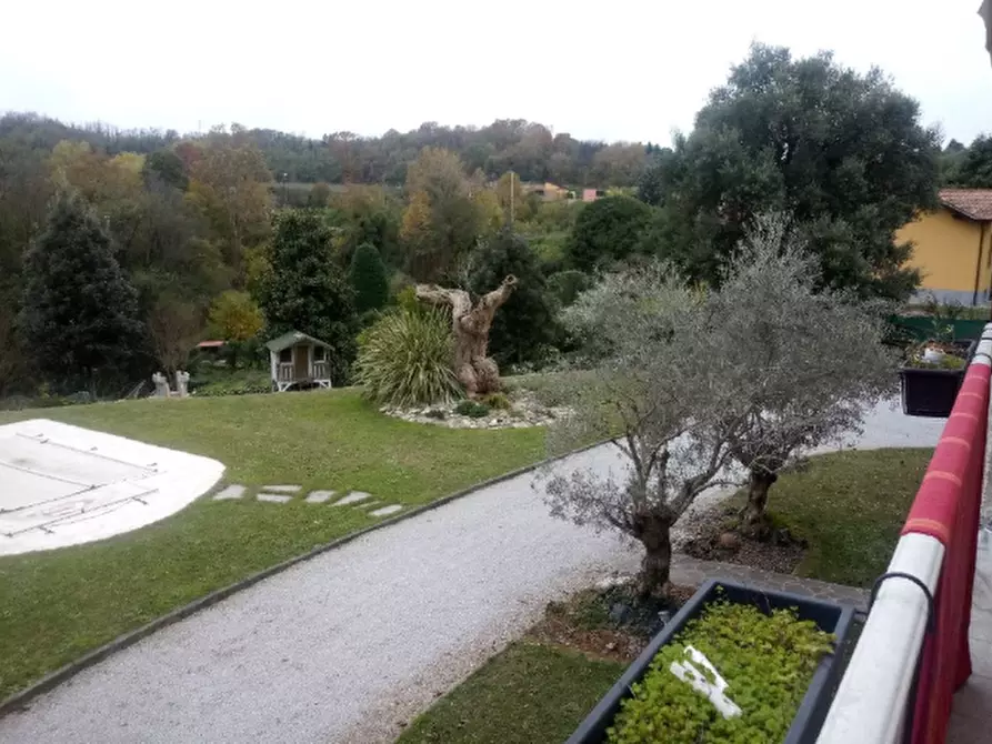 Immagine 2 di Casa bifamiliare in vendita  in Via Aldo Moro a Imbersago