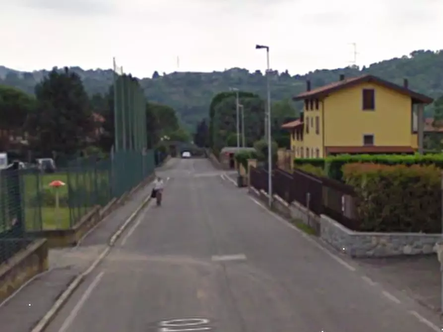 Immagine 5 di Casa bifamiliare in vendita  in Via Aldo Moro a Imbersago