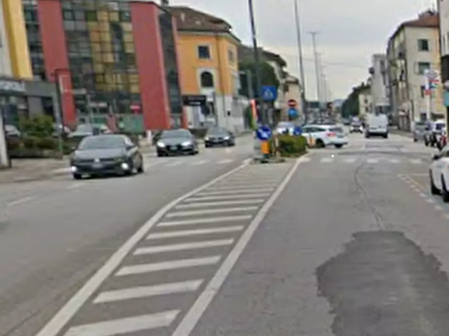 Immagine 13 di Appartamento in vendita  in Viale Verona  a Vicenza