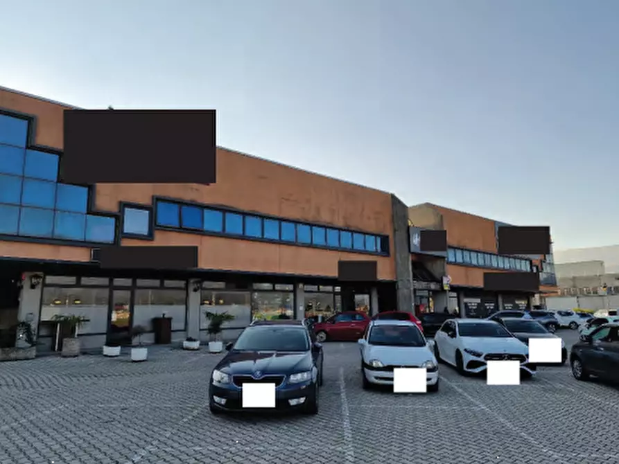 Immagine 1 di Negozio in vendita  in Via Feltrina a Pederobba