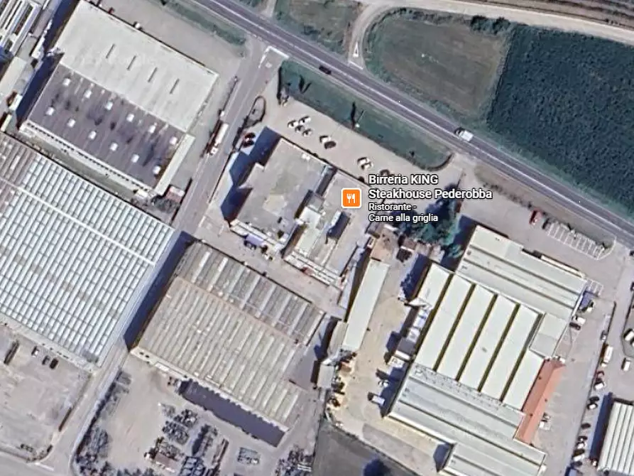Immagine 10 di Negozio in vendita  in Via Feltrina a Pederobba