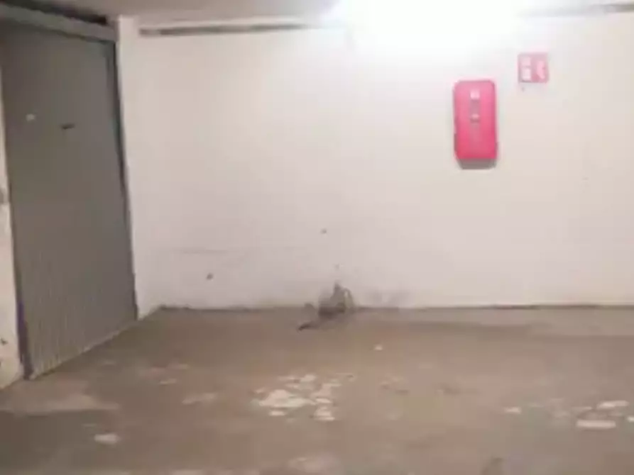 Immagine 1 di Posto auto in vendita  in Via Cristoforo Colombo a San Martino In Pensilis