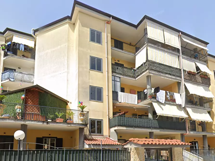 Immagine 1 di Appartamento in vendita  in Via Pietro Mascagni a Orta Di Atella