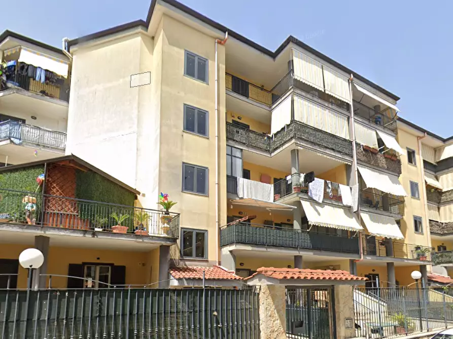 Immagine 5 di Appartamento in vendita  in Via Pietro Mascagni a Orta Di Atella