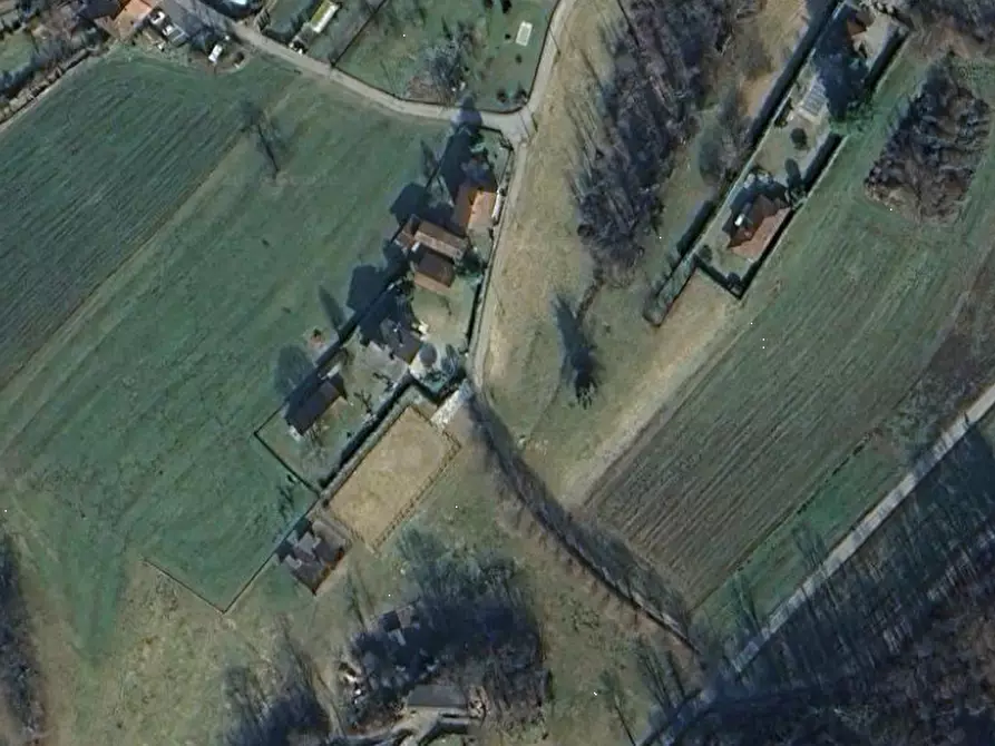 Immagine 3 di Terreno agricolo in vendita  in Via Boraina a Ferrera Di Varese