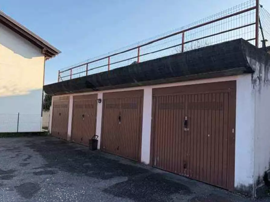 Immagine 4 di Appartamento in vendita  in Via XX Settembre a Caravate