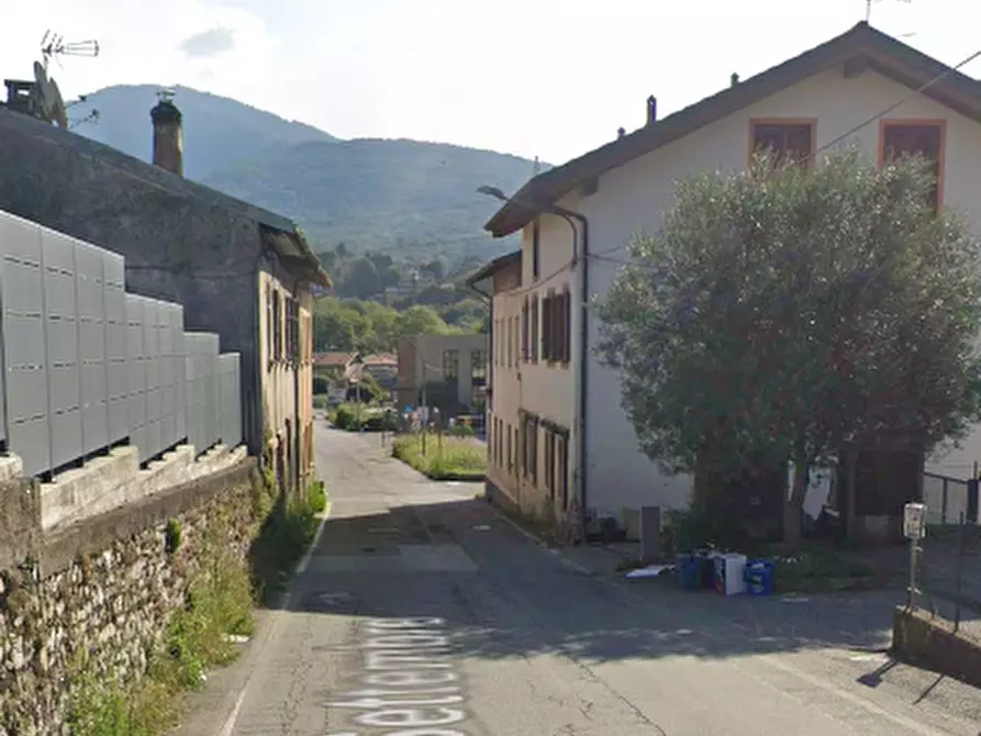 Immagine 6 di Appartamento in vendita  in Via XX Settembre a Caravate