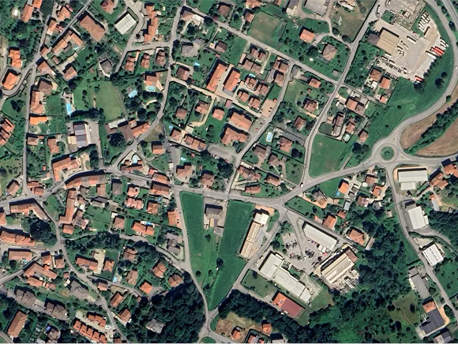 Immagine 10 di Appartamento in vendita  in Via XX Settembre a Caravate