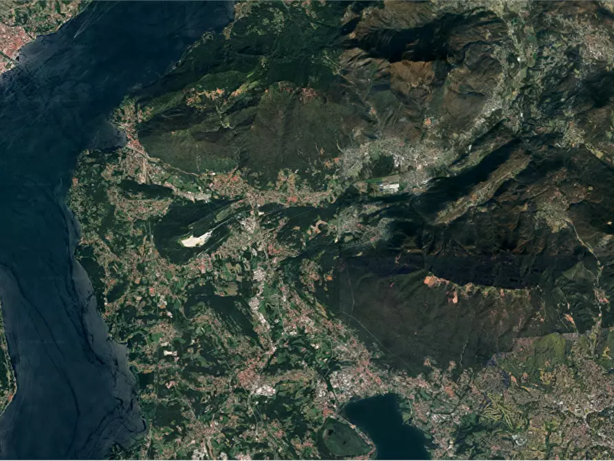Immagine 13 di Appartamento in vendita  in Via XX Settembre a Caravate