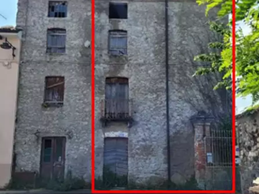 Immagine 2 di Rustico / casale in vendita  in Via Cesare Battisti a San Vito Di Leguzzano