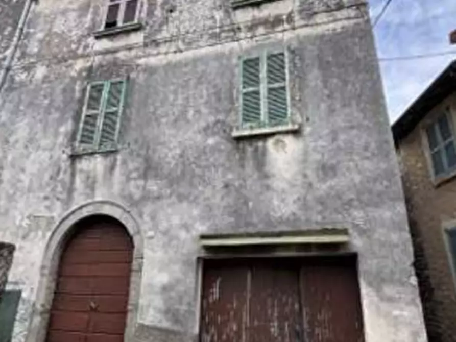 Immagine 1 di Appartamento in vendita  in Via San Bernardo  a Perledo