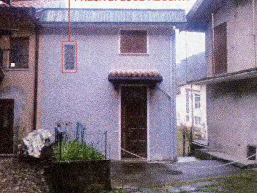 Immagine 4 di Appartamento in vendita  in Via Uberto da Masanzana a Mesenzana