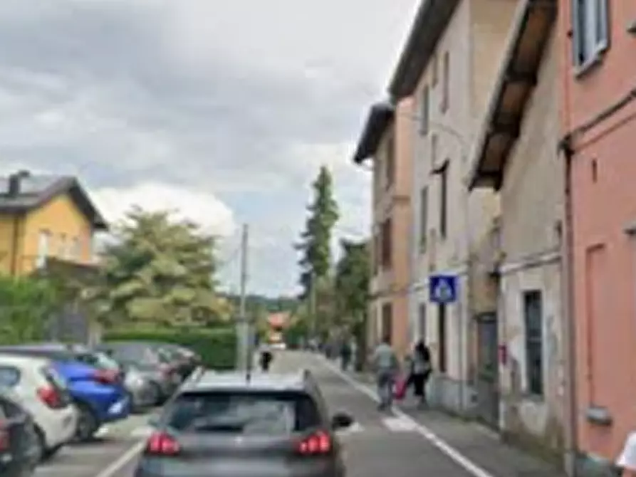 Immagine 7 di Appartamento in vendita  in Via Sciesa a Vedano Olona