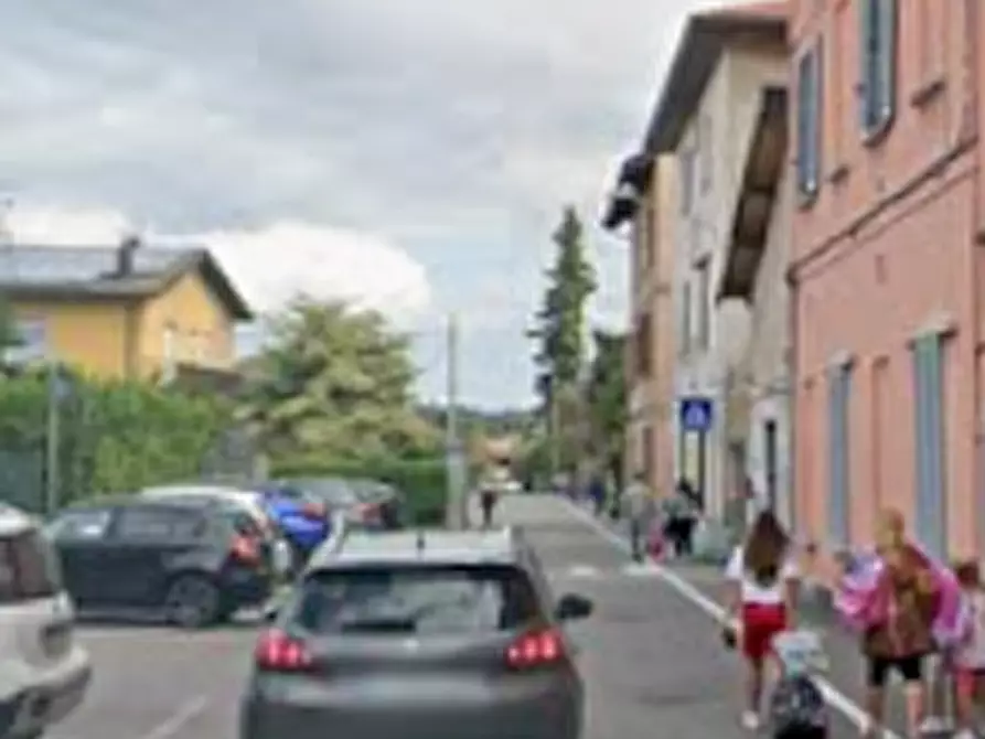 Immagine 8 di Appartamento in vendita  in Via Sciesa a Vedano Olona