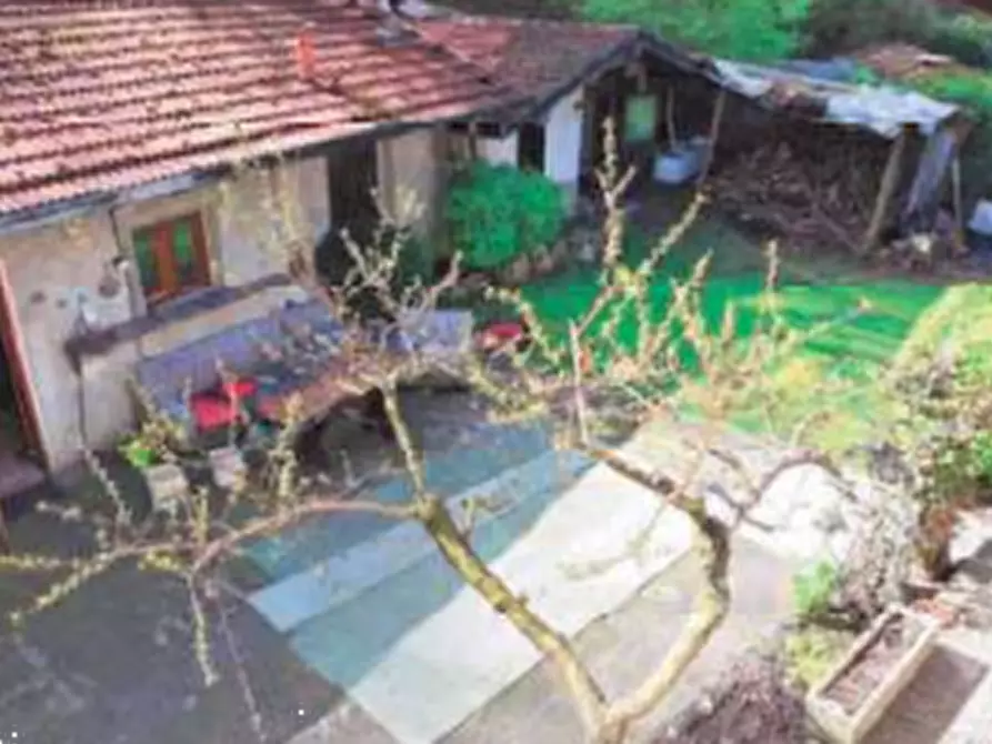Immagine 2 di Appartamento in vendita  in Via Pora  a Cuvio