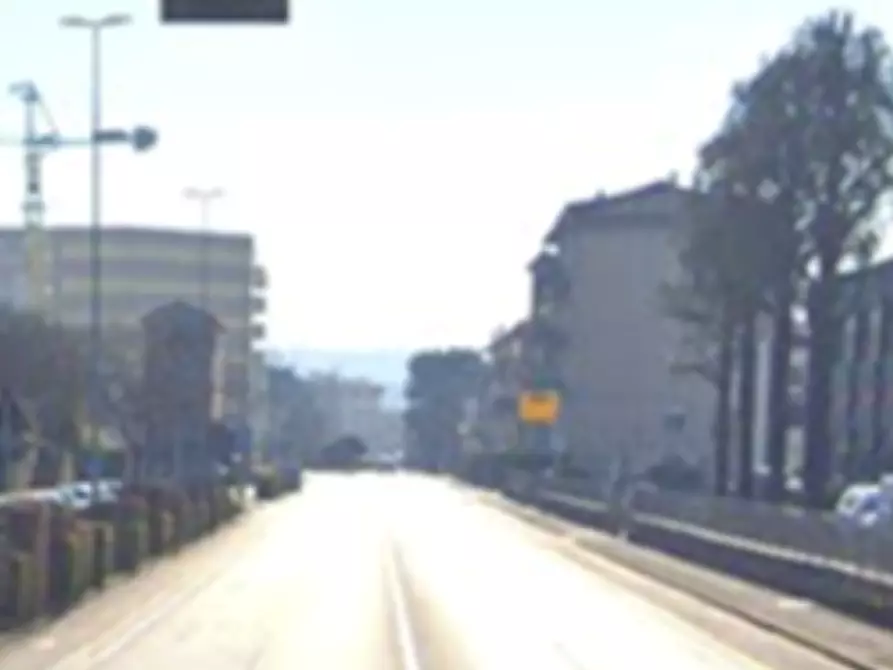 Immagine 5 di Negozio in vendita  in Viale Francesco Crispi a Vicenza