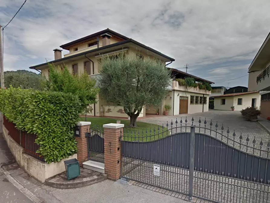 Immagine 1 di Casa bifamiliare in vendita  in V. Gazzo  a Pianezze