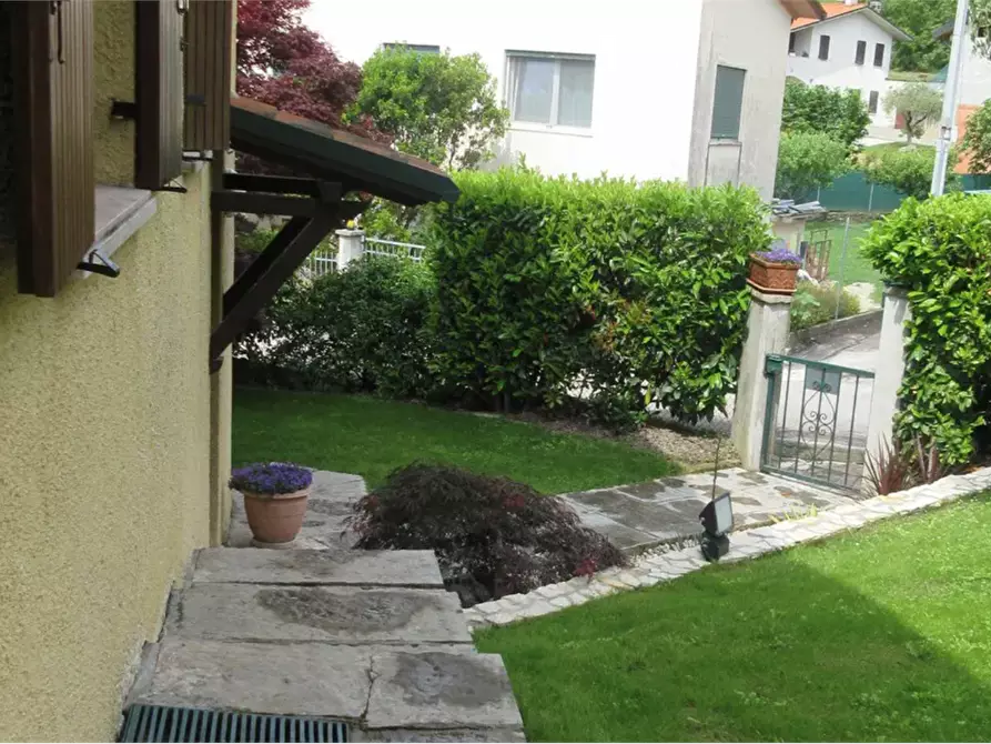 Immagine 4 di Casa bifamiliare in vendita  in Via Cobalchini  a Marostica