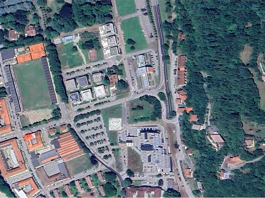 Immagine 4 di Garage in vendita  in Via Duca D'Aosta  a Valdagno
